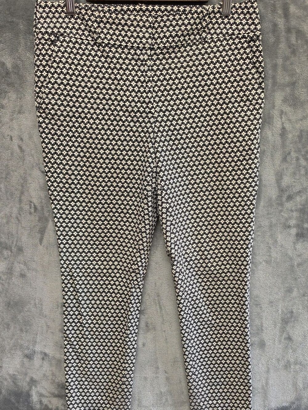 Ann Taylor LOFT Black and White Julie Skinny Pants Sz 6
